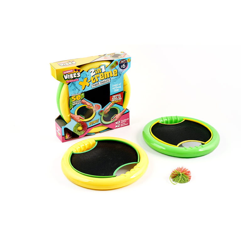 Batti sul set di giocattoli a boscaglia